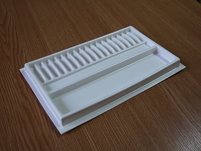 Вкладыш ампульницы вакуумным формованием