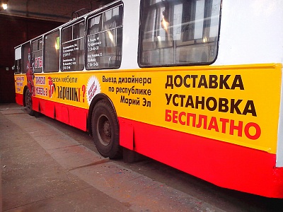Оформление троллейбуса в Йошкар-Оле для мебельного салона