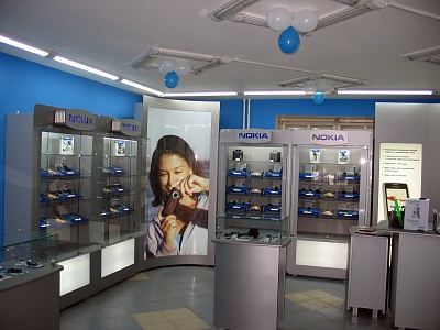 внутреннее оформление в салоне "Цифроград" по Ленинскому проспекту,32 